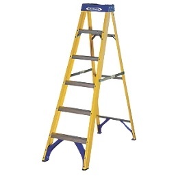 WERNER FIBREGLASS 6-TREADS SWINGBACK STEPLADDER 1.7M